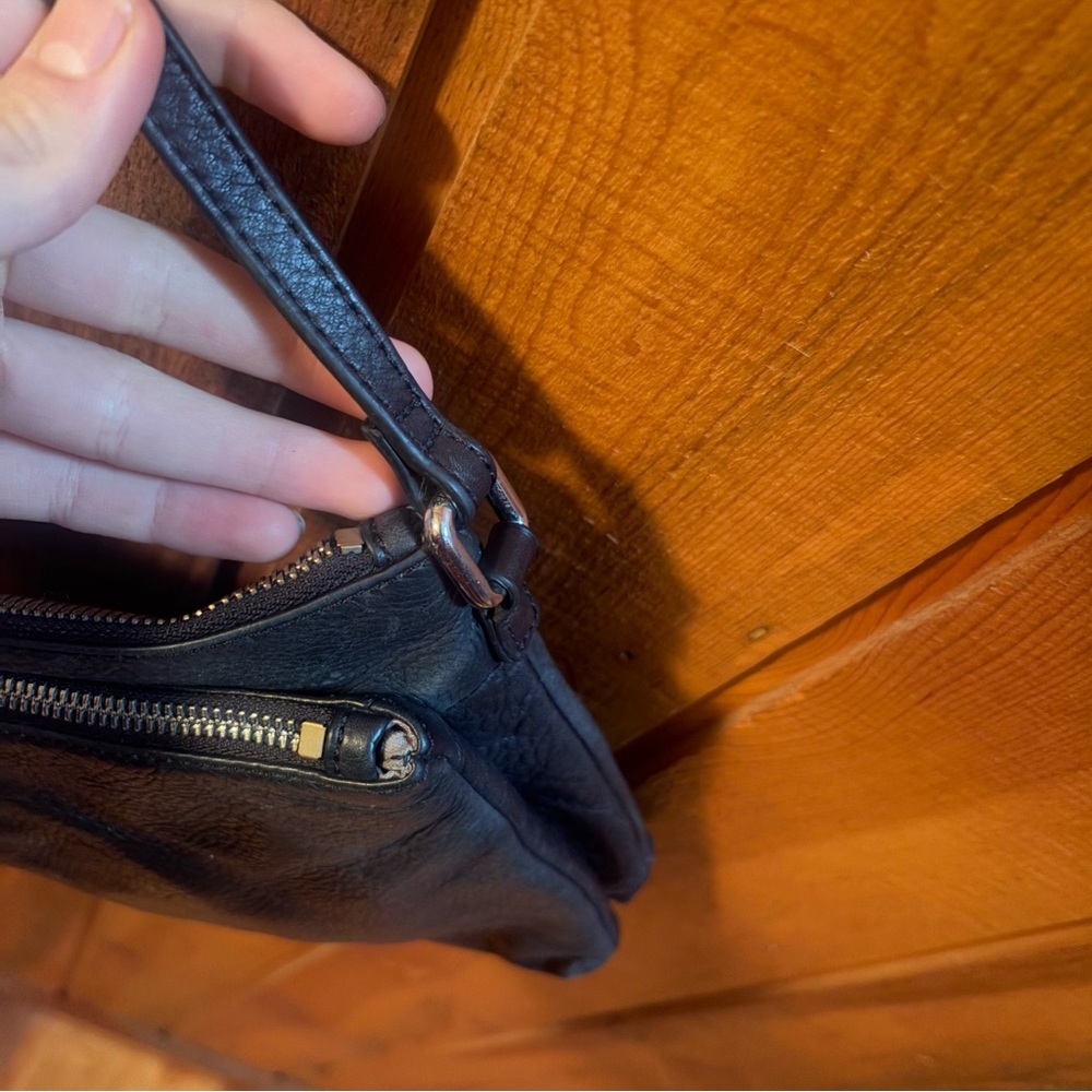 Margot New York dark green leather crossbody purse - Picture 10 of 10